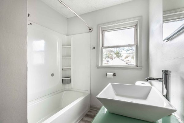 4605 Farrington Ave-20