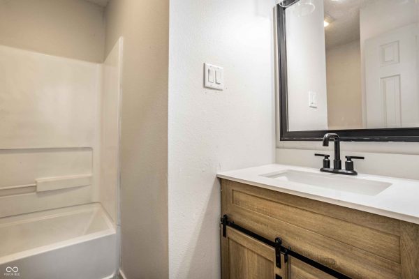 6413-monteo-dr-indianapolis-015