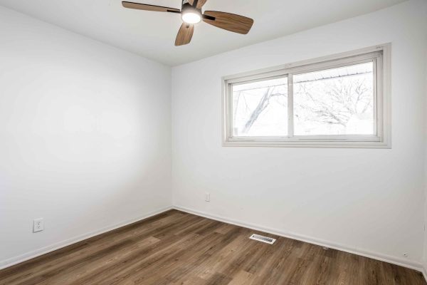 8815-frontenac-road-010